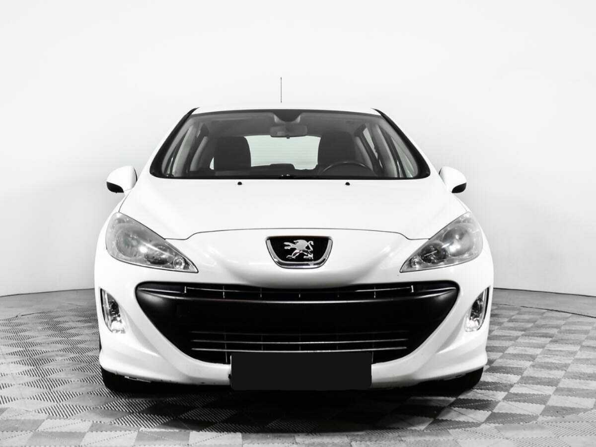 Peugeot 308 с пробегом — 2010 год. Фото: #1