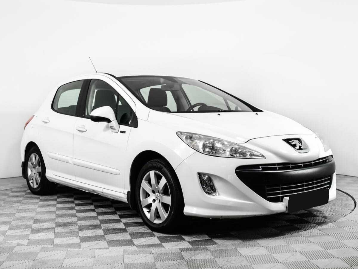 Peugeot 308 с пробегом — 2010 год. Фото: #2