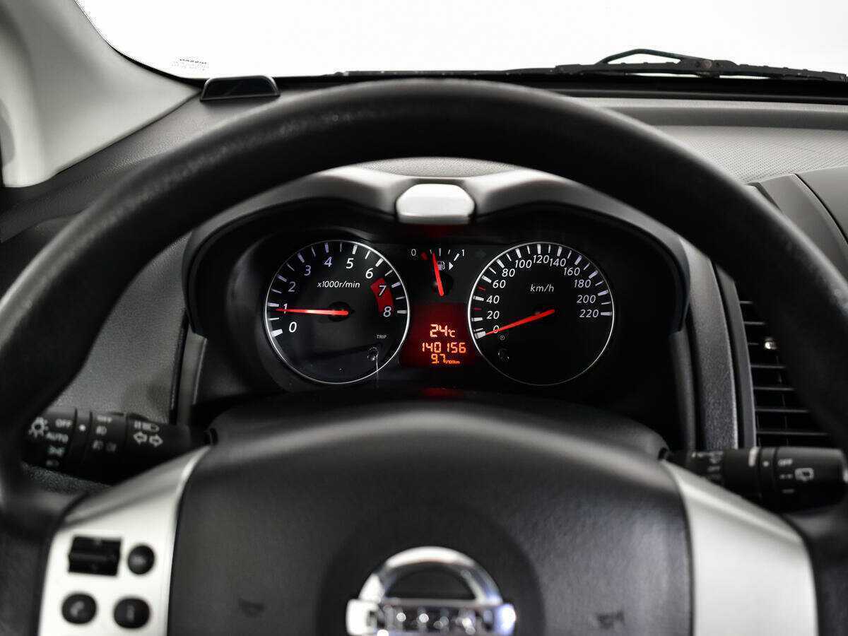 Nissan Note с пробегом — 2011 год. Фото: #10