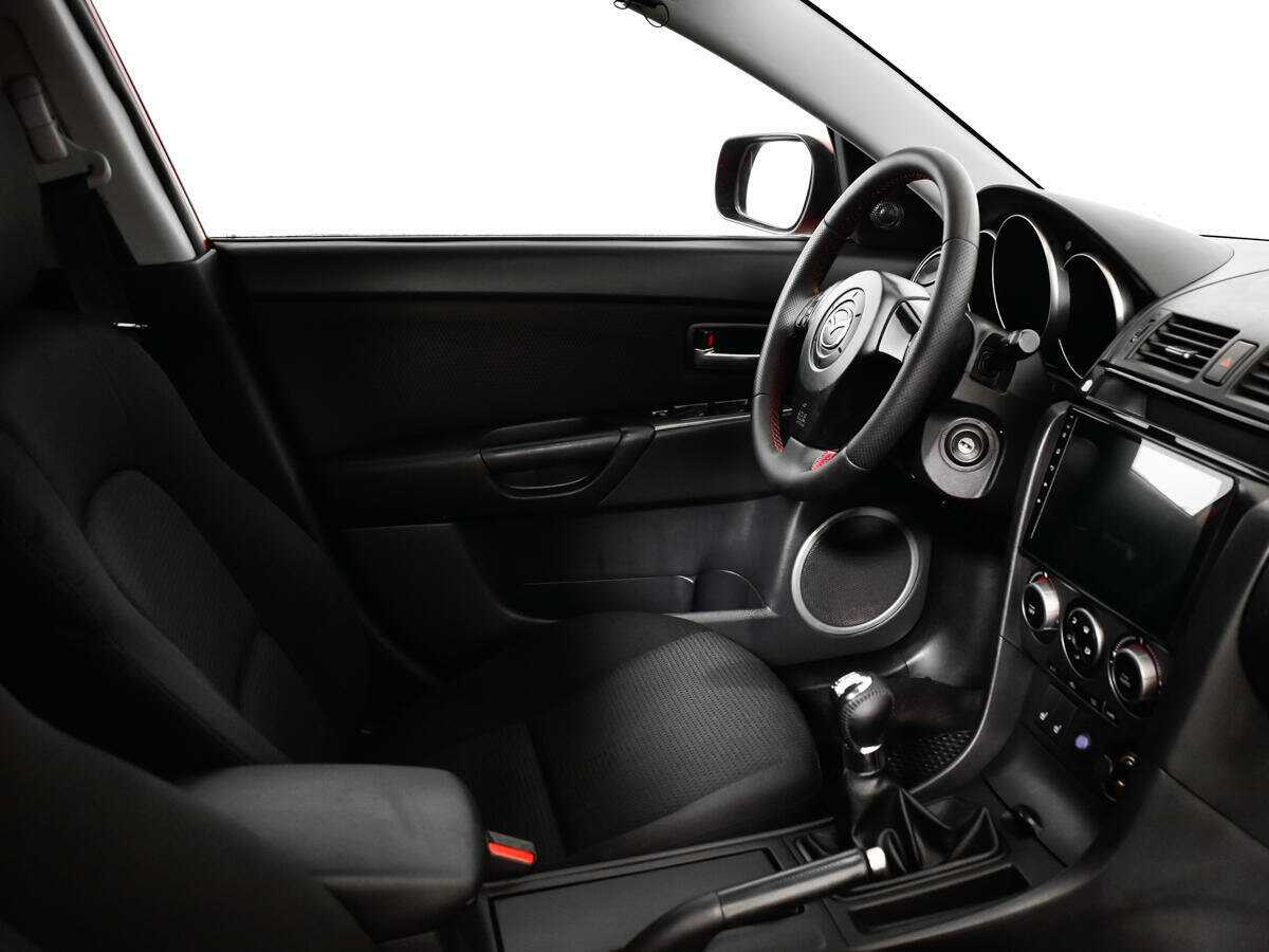 Mazda 3 с пробегом — 2007 год. Фото: #8