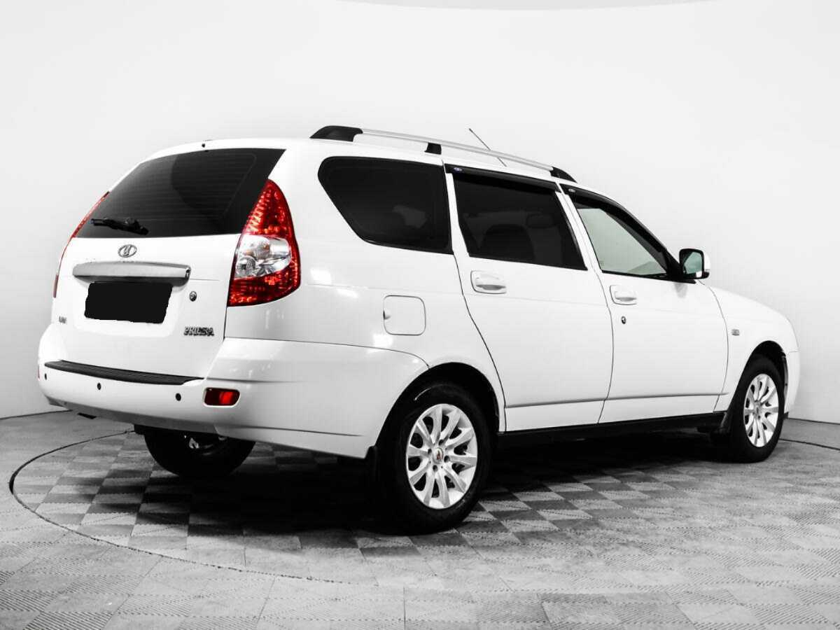 Lada (ВАЗ) Priora с пробегом — 2012 год. Фото: #4