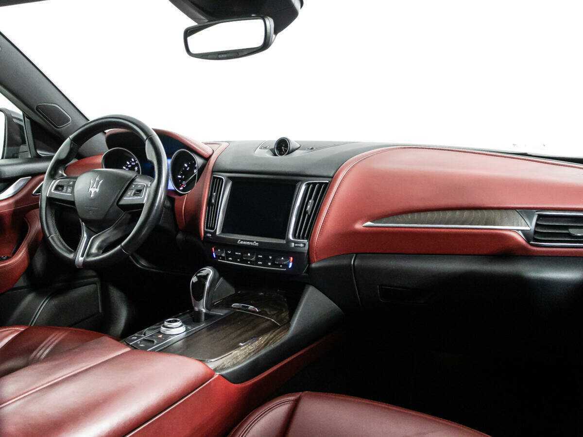 Maserati Levante с пробегом — 2017 год. Фото: #8
