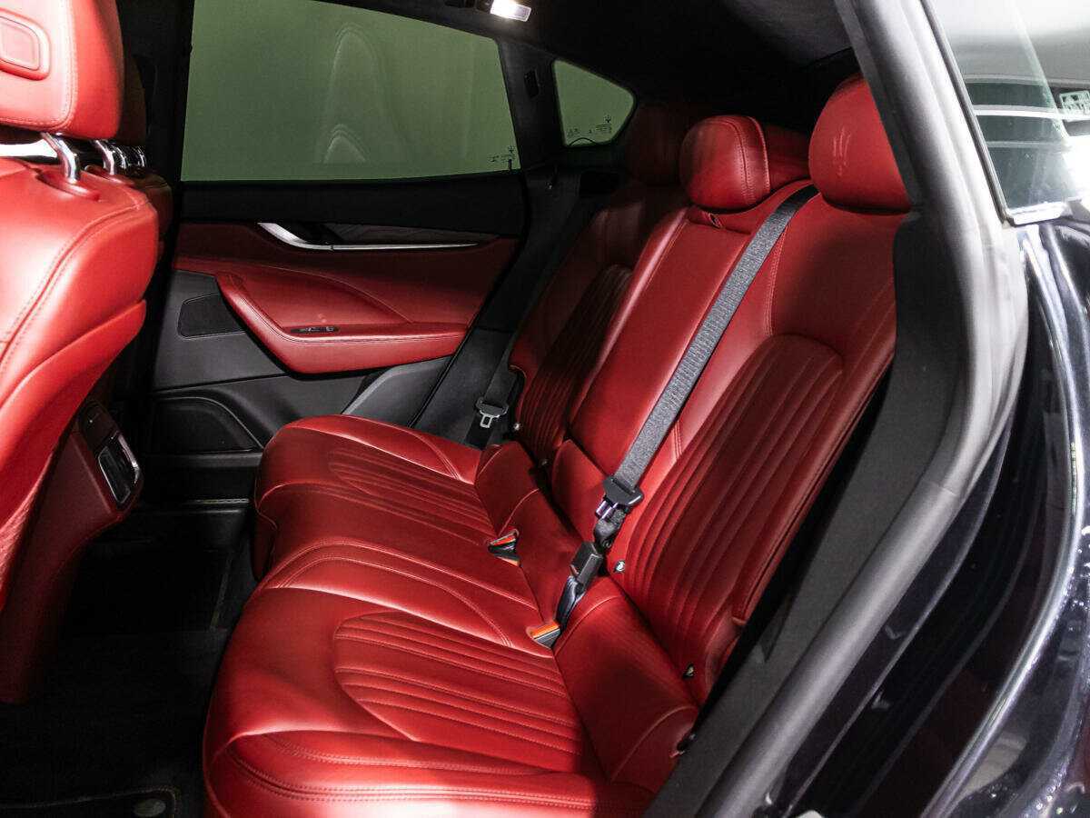 Maserati Levante с пробегом — 2017 год. Фото: #9