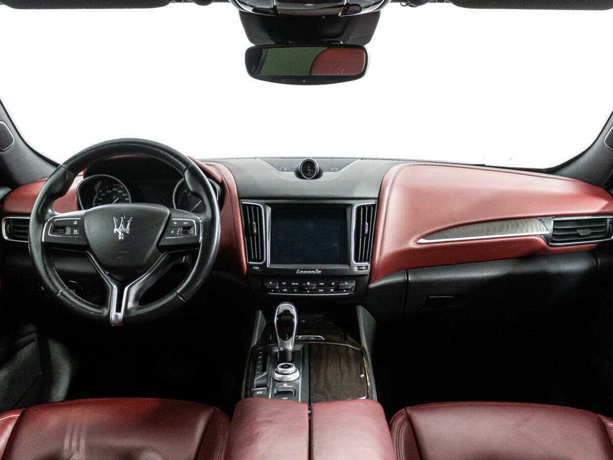 Maserati Levante с пробегом — 2017 год. Фото: #11