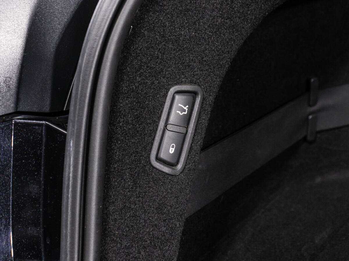 Maserati Levante с пробегом — 2017 год. Фото: #13