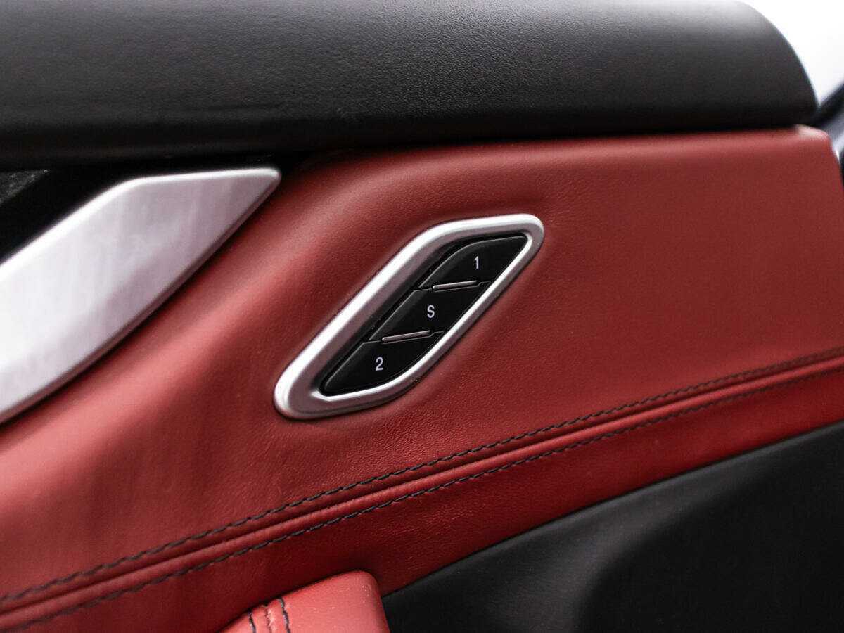 Maserati Levante с пробегом — 2017 год. Фото: #23