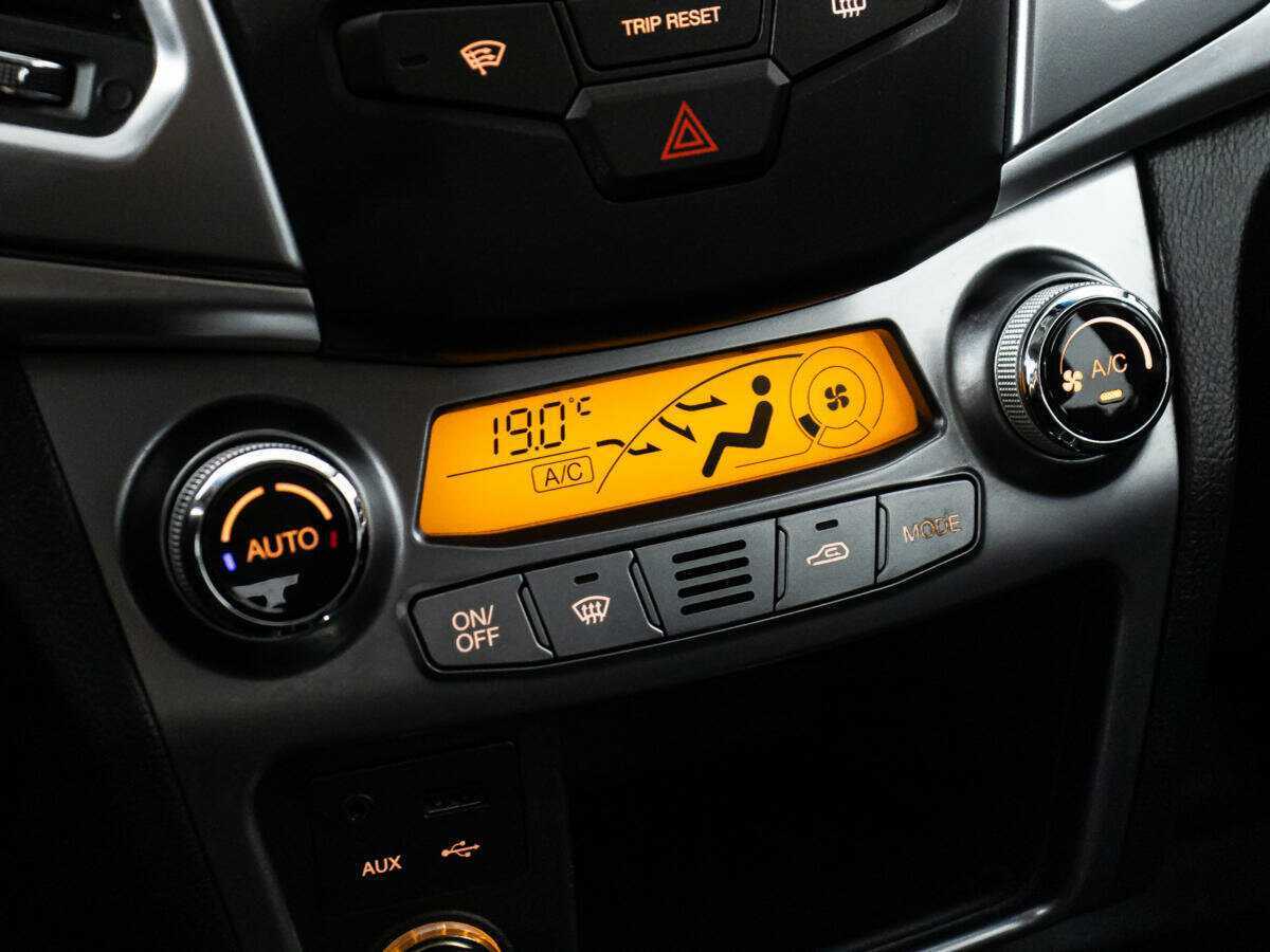 SsangYong Actyon с пробегом — 2014 год. Фото: #14