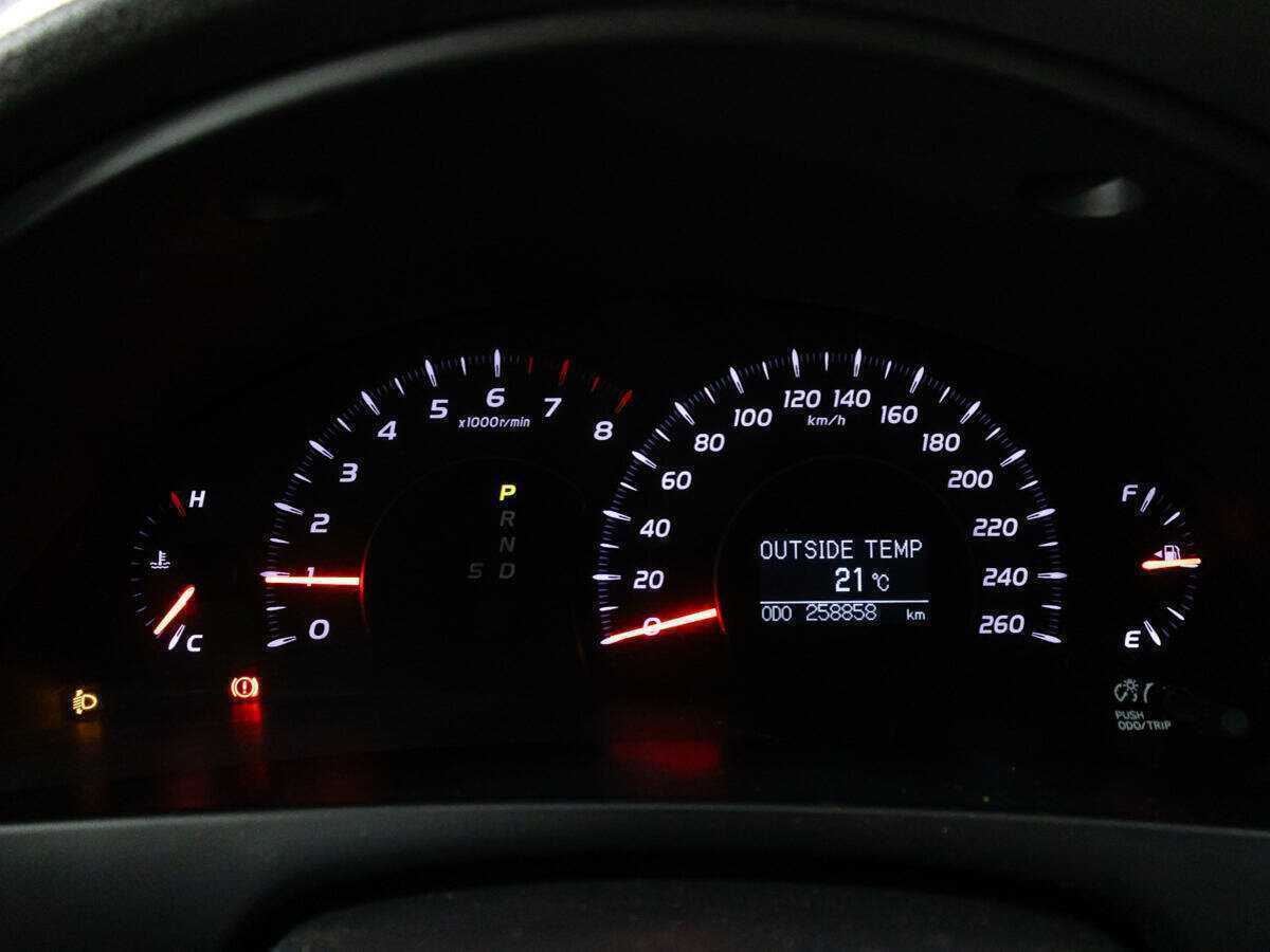 Toyota Camry с пробегом — 2007 год. Фото: #10