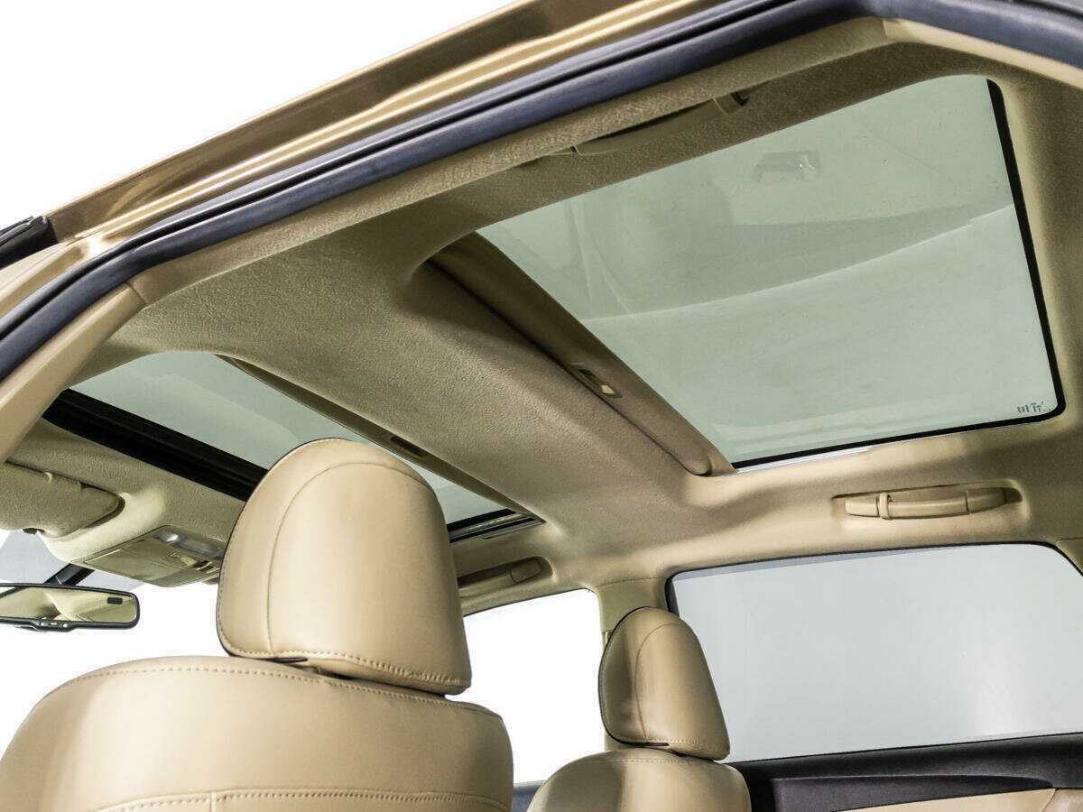 Toyota Venza с пробегом — 2013 год. Фото: #19