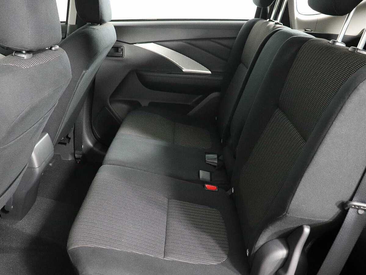 Mitsubishi Xpander с пробегом — 2023 год. Фото: #17