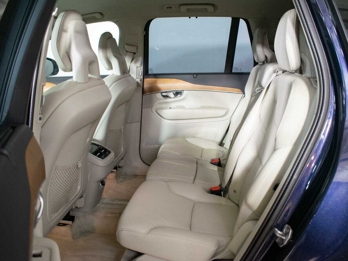 Volvo XC90 с пробегом — 2015 год. Фото: #9
