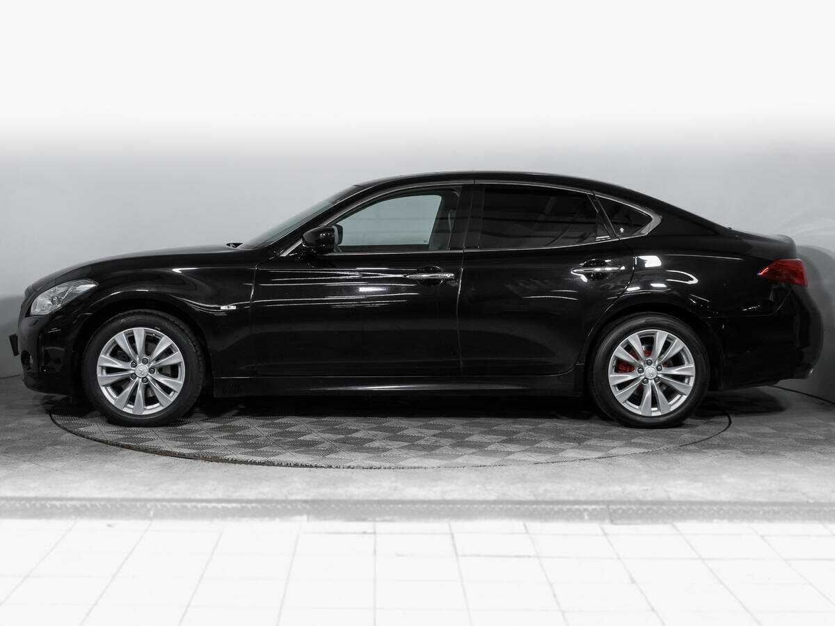 Infiniti M с пробегом — 2010 год. Фото: #7