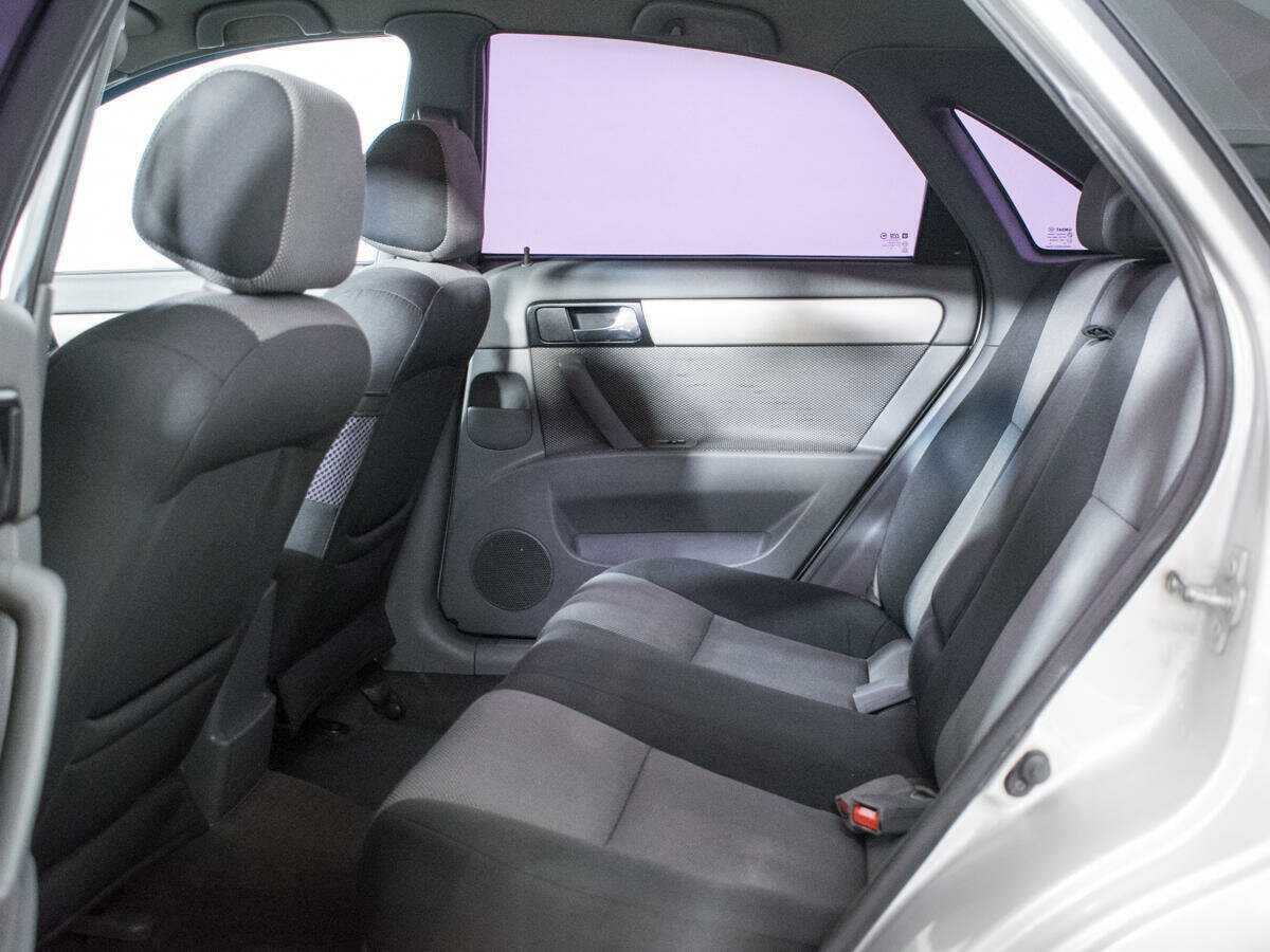 Chevrolet Lacetti с пробегом — 2008 год. Фото: #9