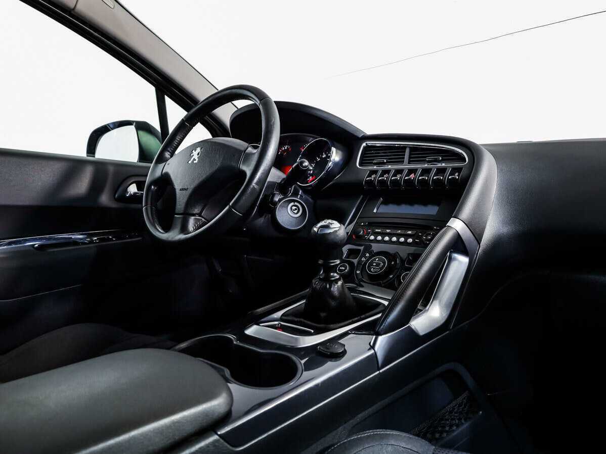 Peugeot 3008 с пробегом — 2011 год. Фото: #7