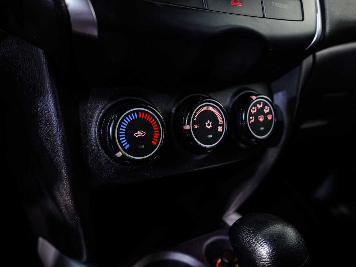 Mitsubishi ASX с пробегом — 2010 год. Фото: #12