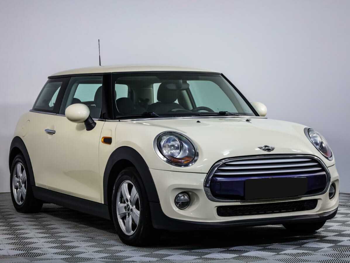 Mini Hatch с пробегом — 2015 год. Фото: #1