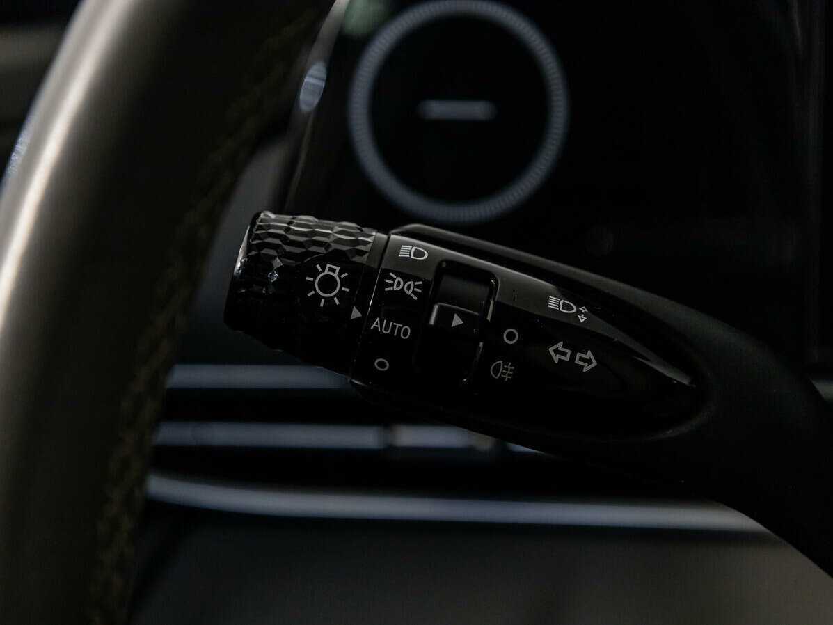 Hyundai Elantra с пробегом — 2021 год. Фото: #16