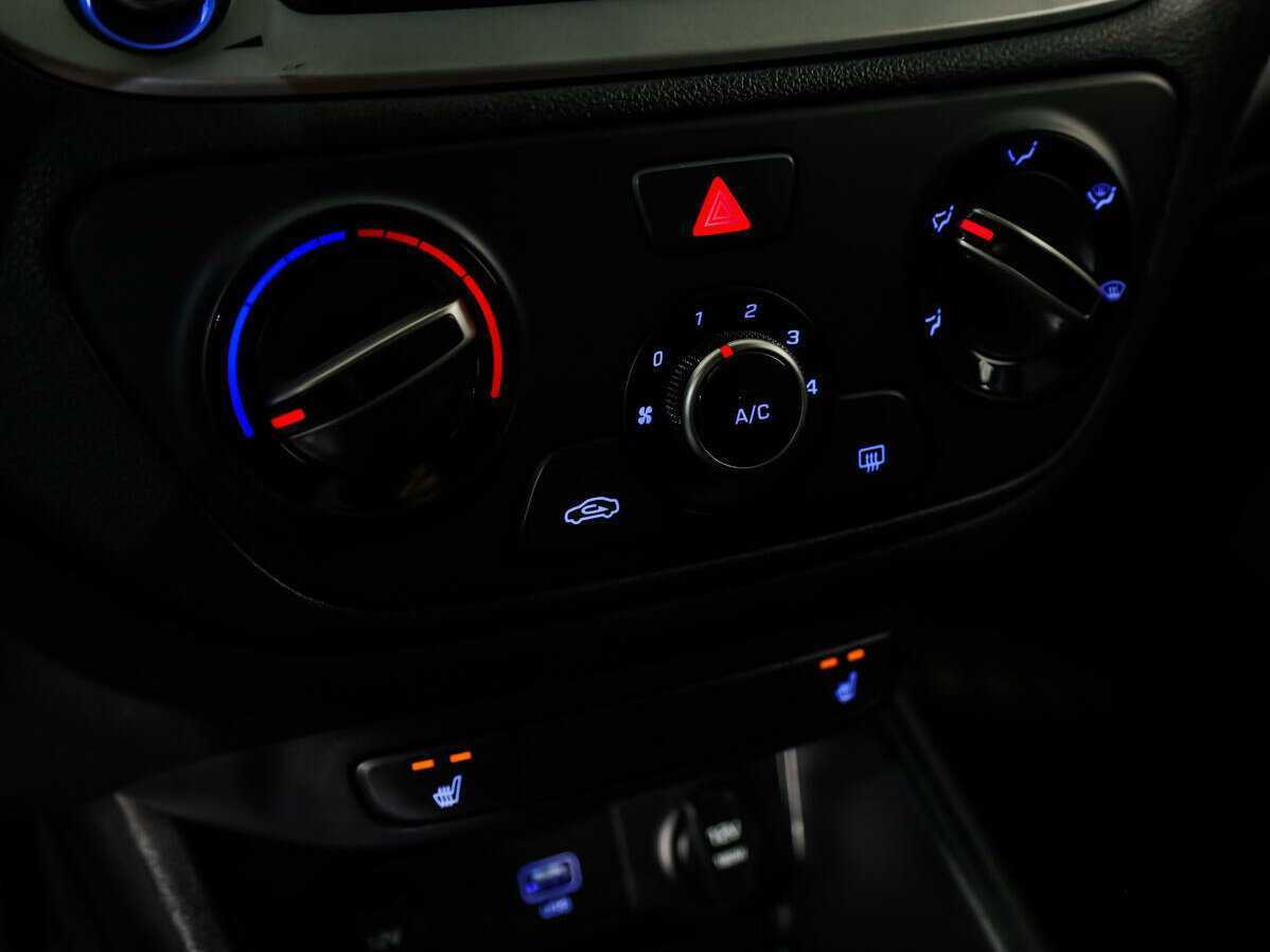 Hyundai Solaris с пробегом — 2019 год. Фото: #13