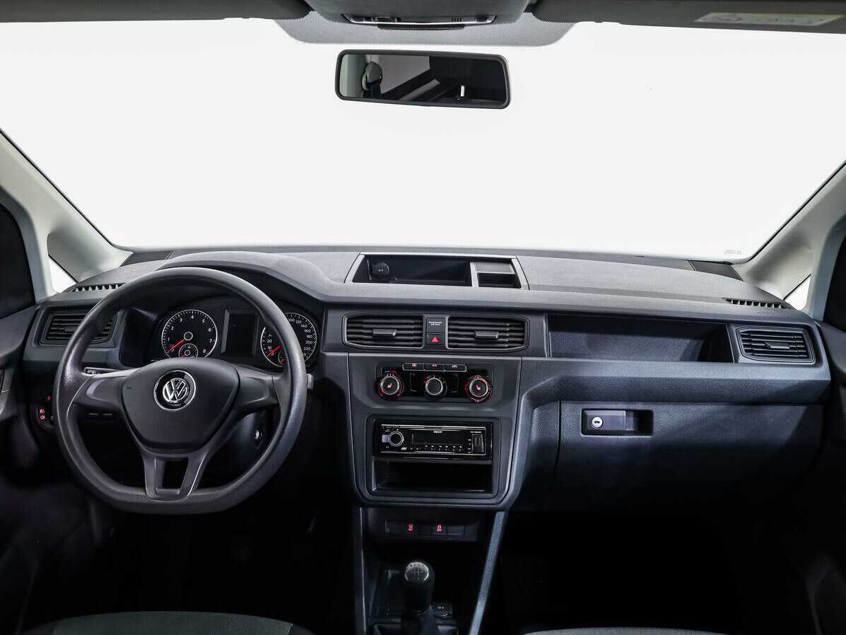 Volkswagen Caddy с пробегом — 2019 год. Фото: #8