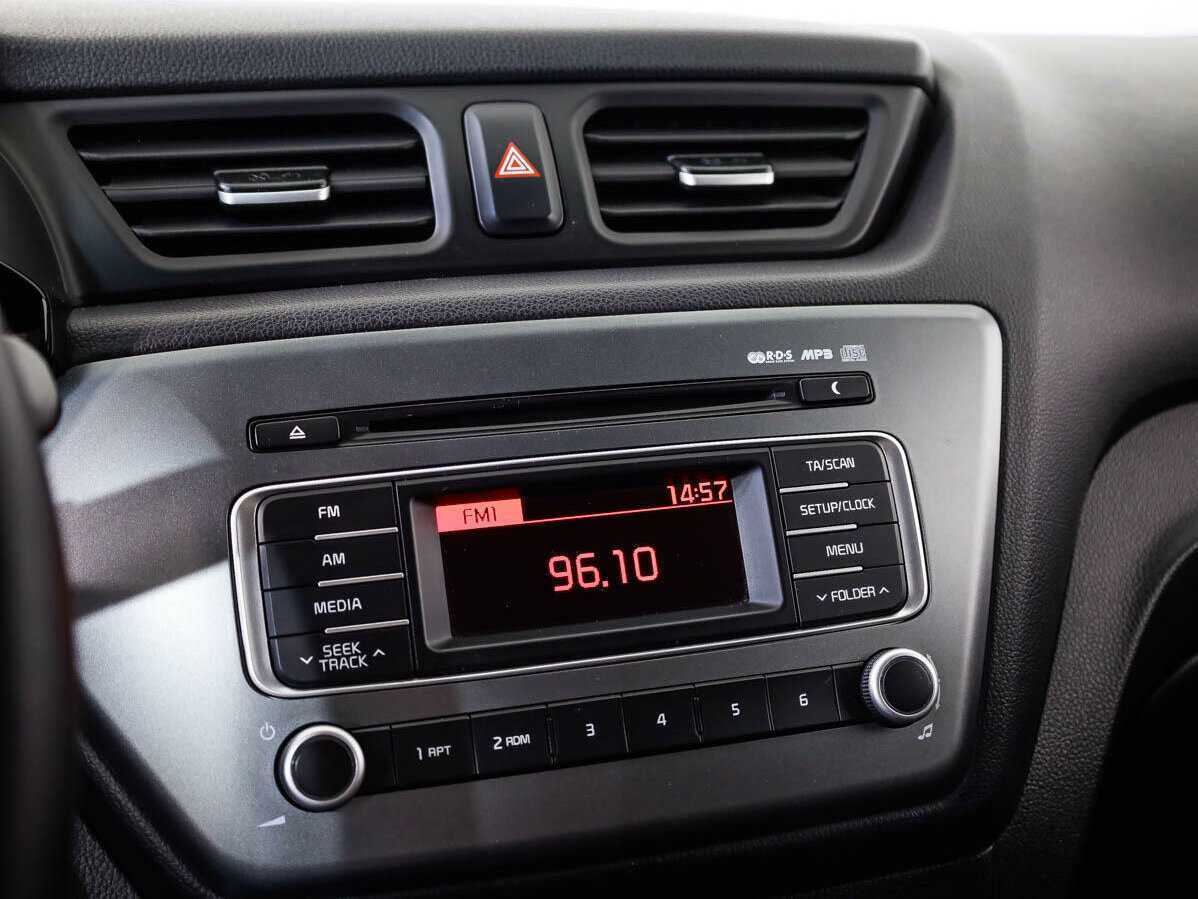 Kia Rio с пробегом — 2016 год. Фото: #15