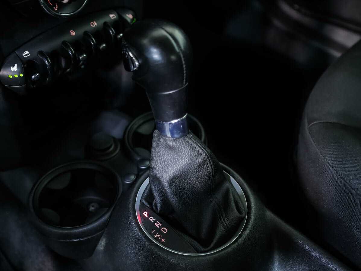 Mini Hatch с пробегом — 2011 год. Фото: #13