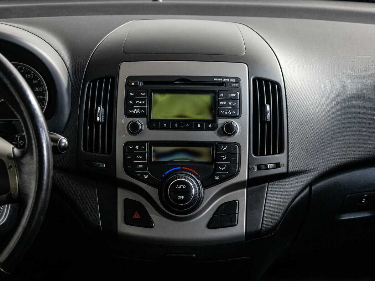 Hyundai i30 с пробегом — 2009 год. Фото: #12