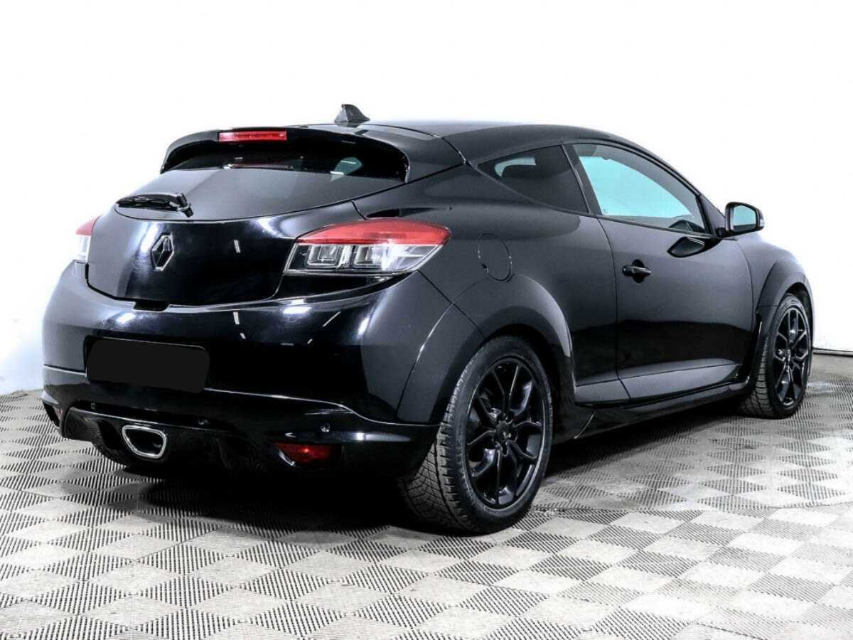 Renault Megane RS с пробегом — 2013 год. Фото: #3