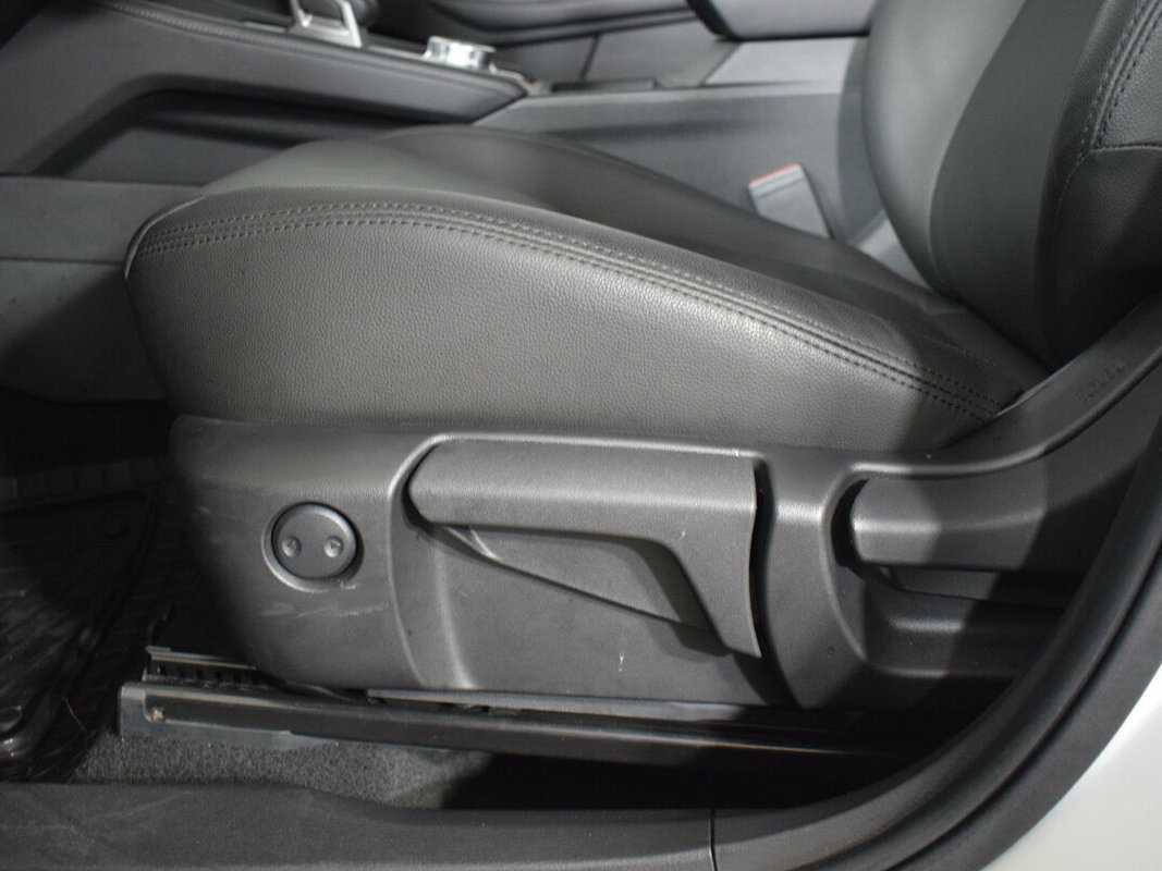 Mitsubishi Outlander с пробегом — 2022 год. Фото: #12