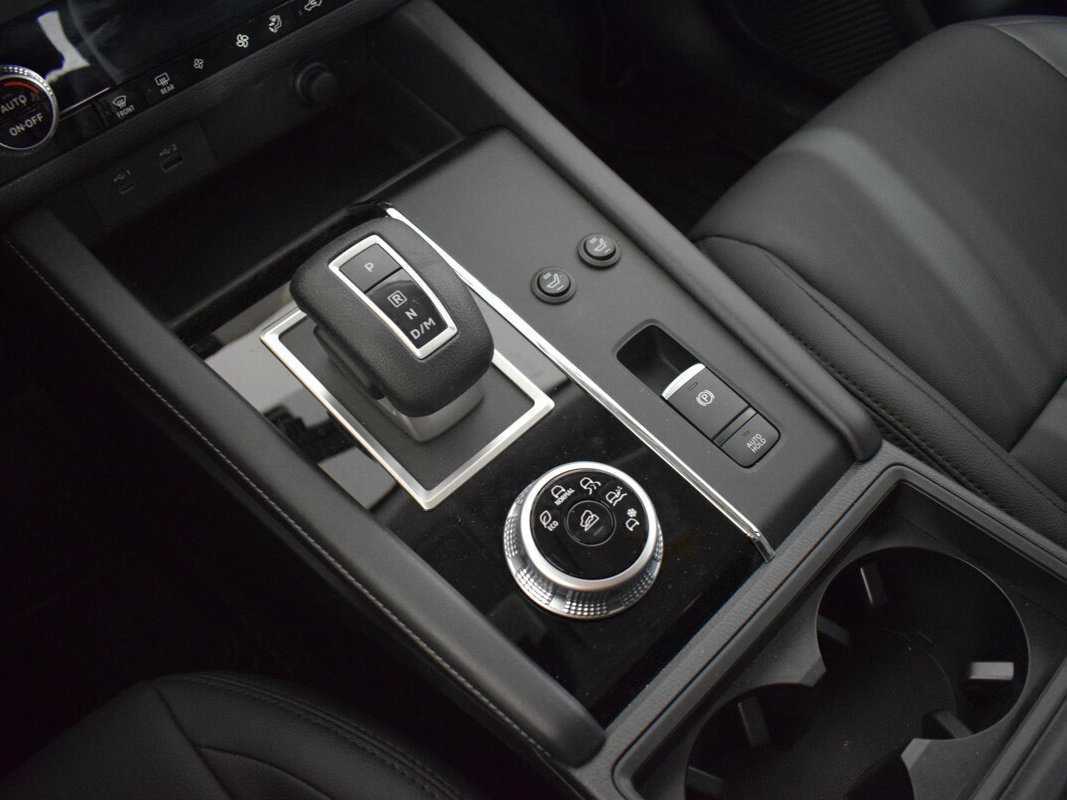 Mitsubishi Outlander с пробегом — 2022 год. Фото: #17