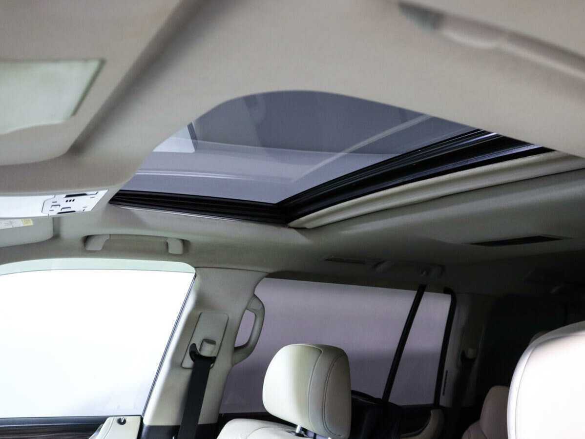 Lexus LX с пробегом — 2015 год. Фото: #27