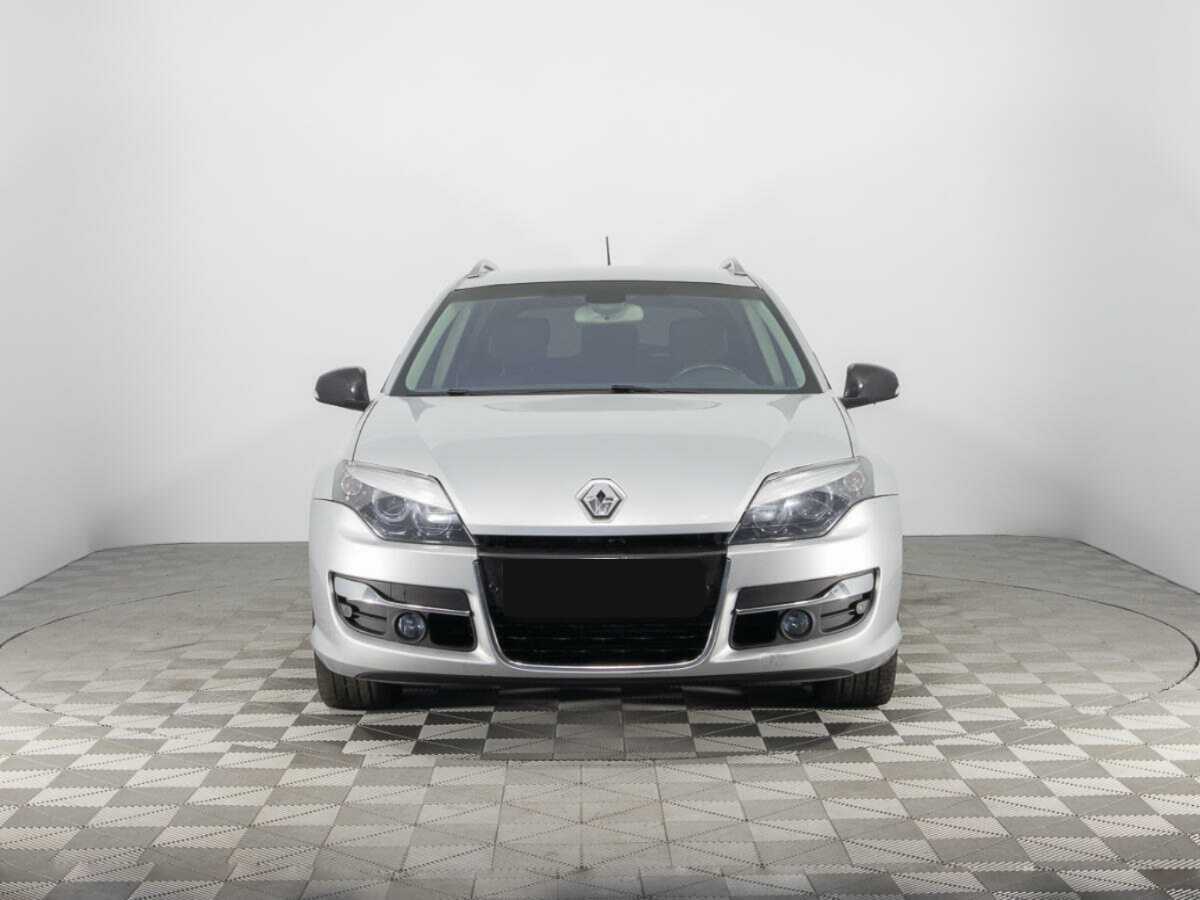 Renault Laguna с пробегом — 2008 год. Фото: #1