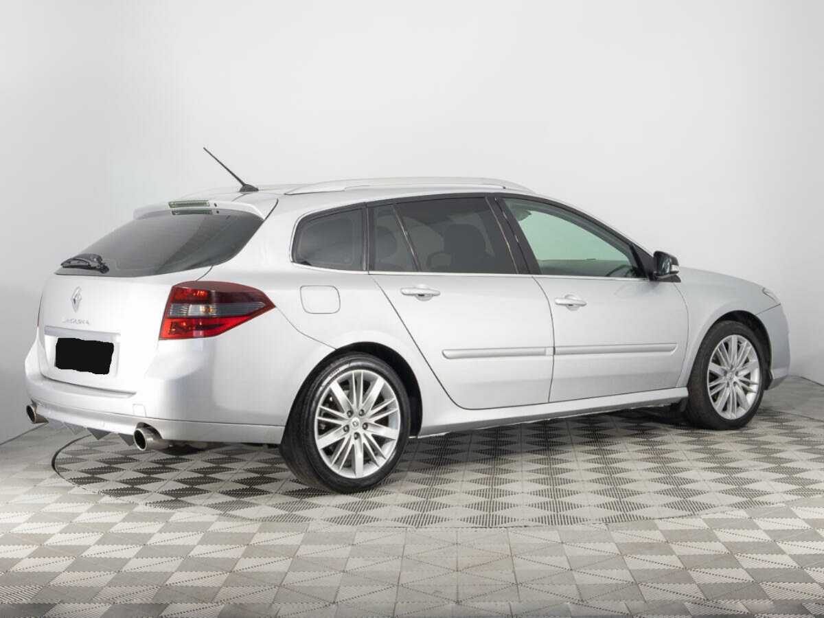 Renault Laguna с пробегом — 2008 год. Фото: #4
