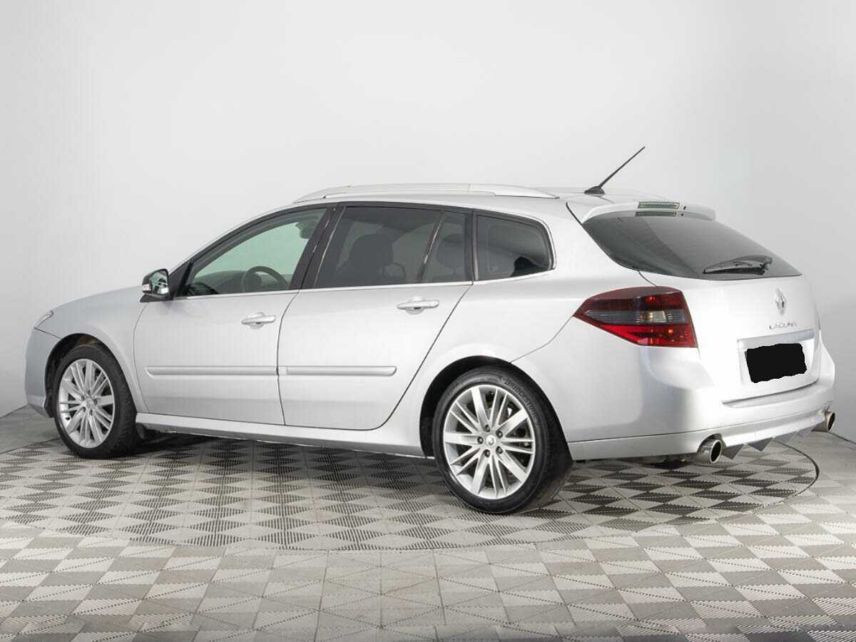 Renault Laguna с пробегом — 2008 год. Фото: #6