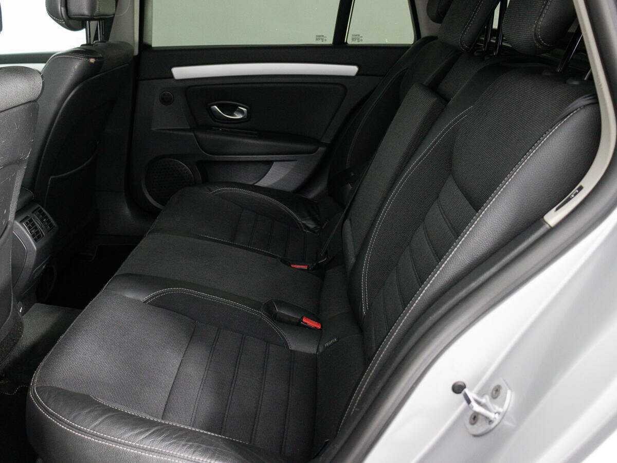 Renault Laguna с пробегом — 2008 год. Фото: #10