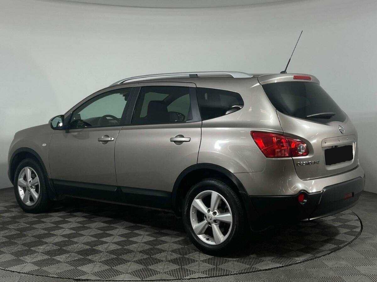 Nissan Qashqai+2 с пробегом — 2008 год. Фото: #6