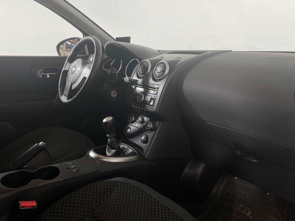 Nissan Qashqai+2 с пробегом — 2008 год. Фото: #8