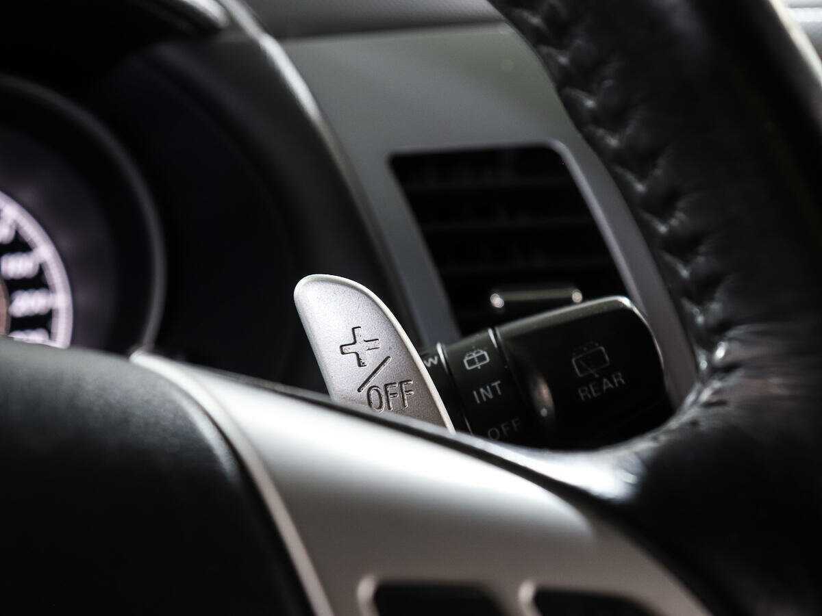 Mitsubishi Outlander с пробегом — 2011 год. Фото: #15