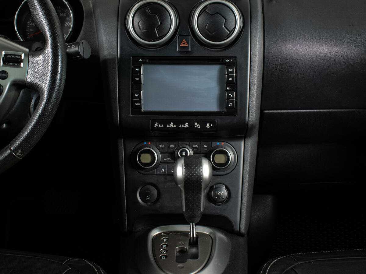 Nissan Qashqai+2 с пробегом — 2008 год. Фото: #10