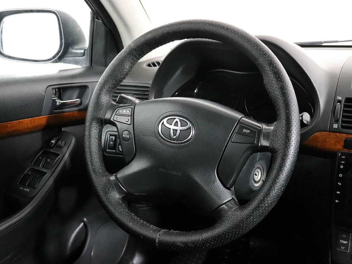 Toyota Avensis с пробегом — 2007 год. Фото: #12