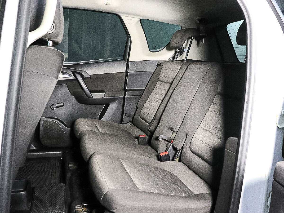 Opel Meriva с пробегом — 2014 год. Фото: #8