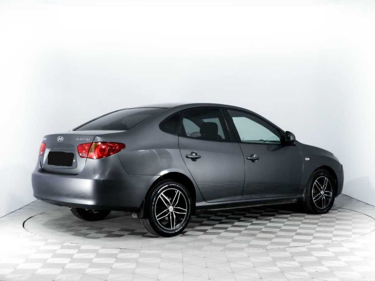 Hyundai Elantra с пробегом — 2007 год. Фото: #4