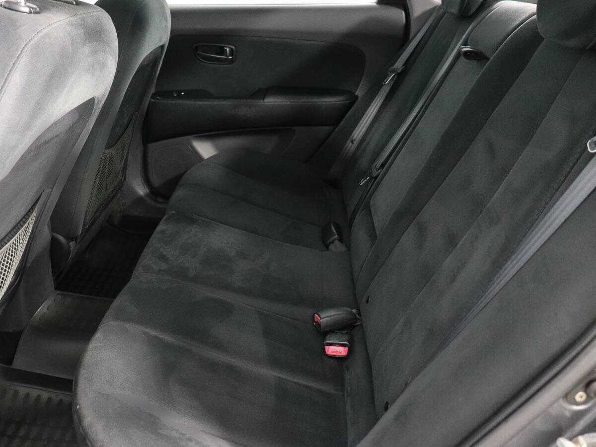 Hyundai Elantra с пробегом — 2007 год. Фото: #10