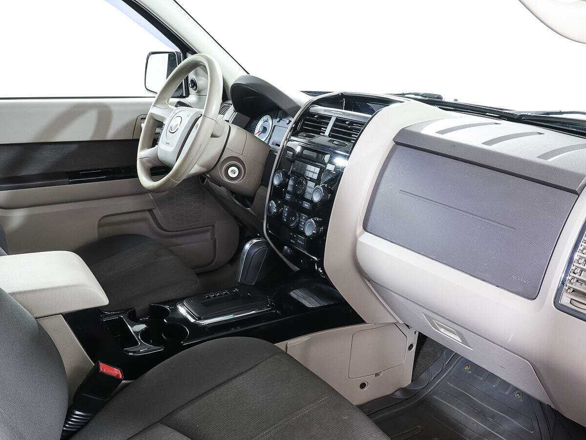 Mazda Tribute с пробегом — 2008 год. Фото: #7