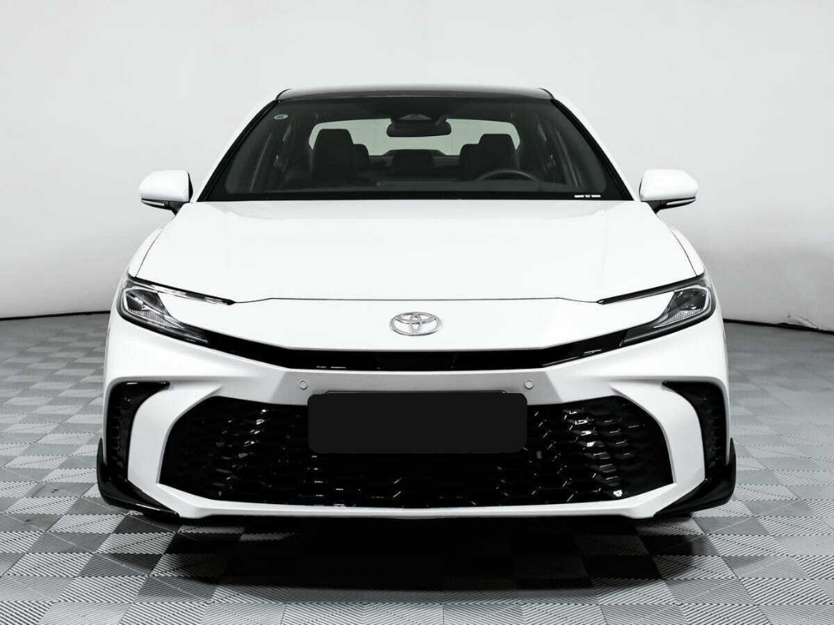 Toyota Camry с пробегом — 2024 год. Фото: #1