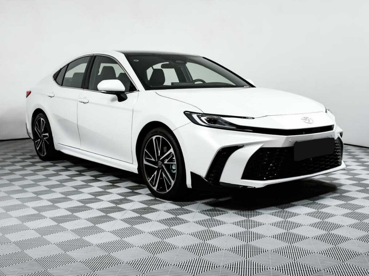 Toyota Camry с пробегом — 2024 год. Фото: #2
