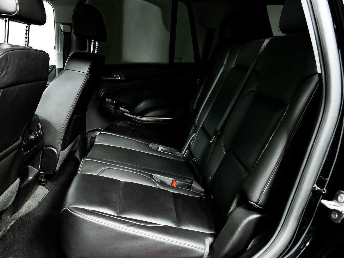 Chevrolet Tahoe с пробегом — 2017 год. Фото: #11