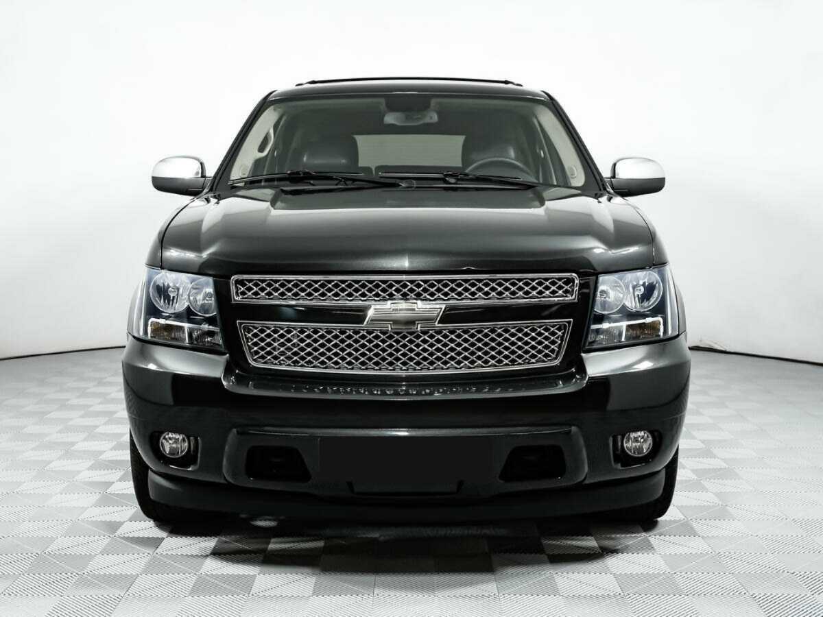 Chevrolet Tahoe с пробегом — 2012 год. Фото: #1
