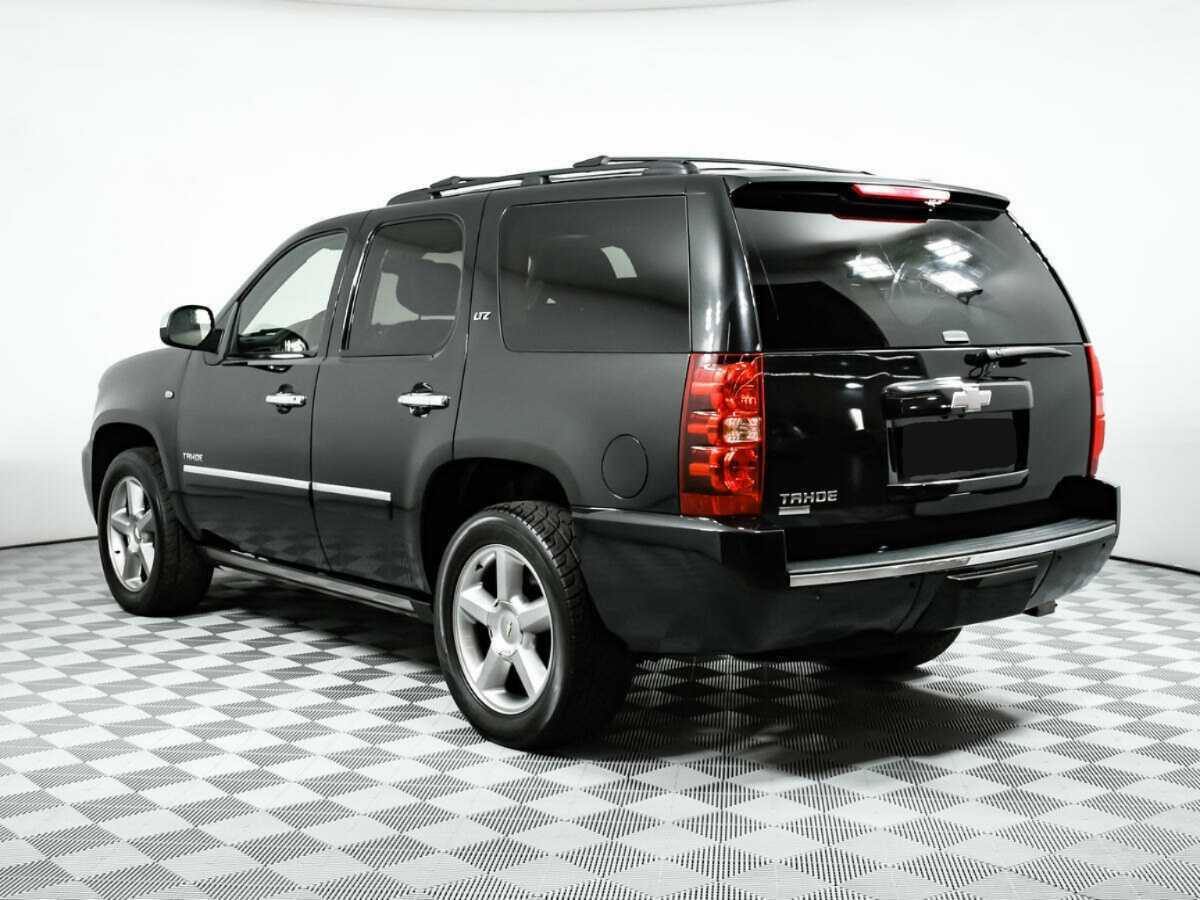 Chevrolet Tahoe с пробегом — 2012 год. Фото: #5