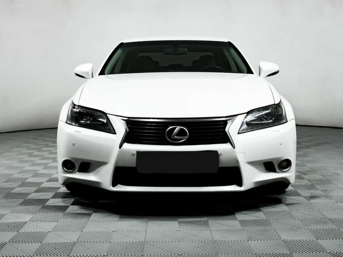 Lexus GS с пробегом — 2012 год. Фото: #1