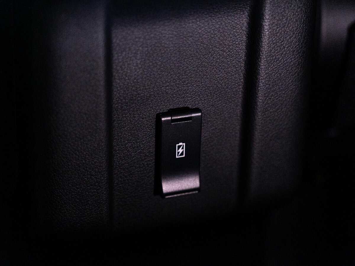 Mitsubishi Outlander с пробегом — 2022 год. Фото: #19